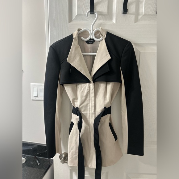 Bebe trench coat - Picture 1 of 3